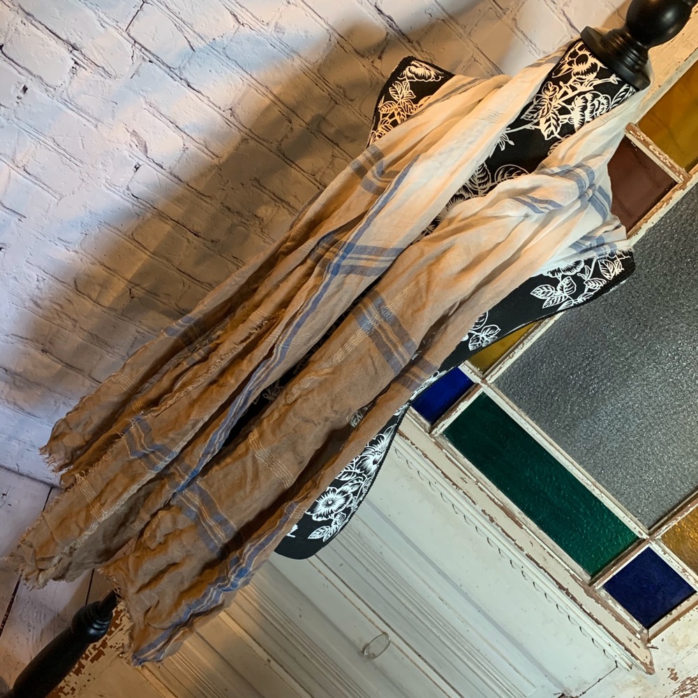 Lightweight Scarf